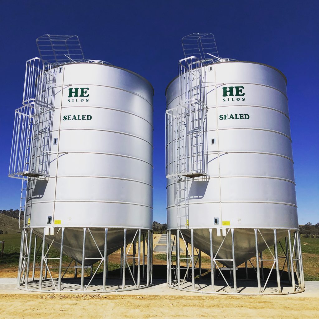 2 x 100 Tonne Gas-Tight Sealed Silos